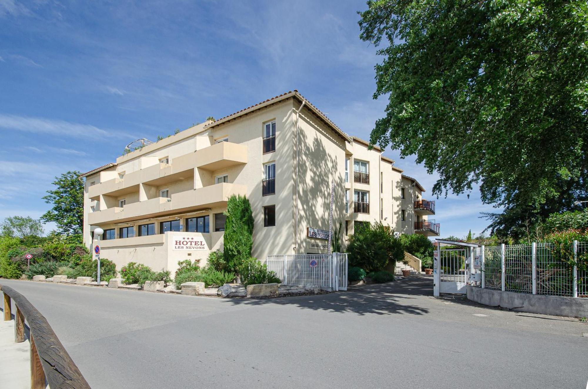 Les Nevons Hotel L'Isle-sur-la-Sorgue