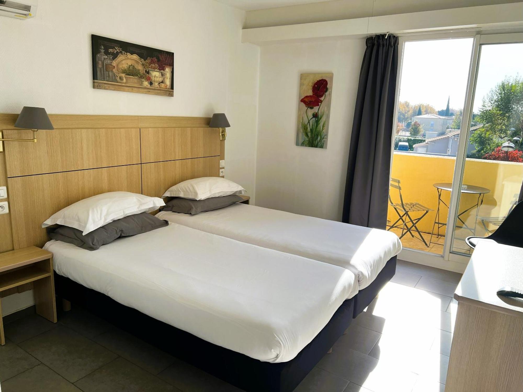 Les Nevons 3* L'Isle-sur-la-Sorgue